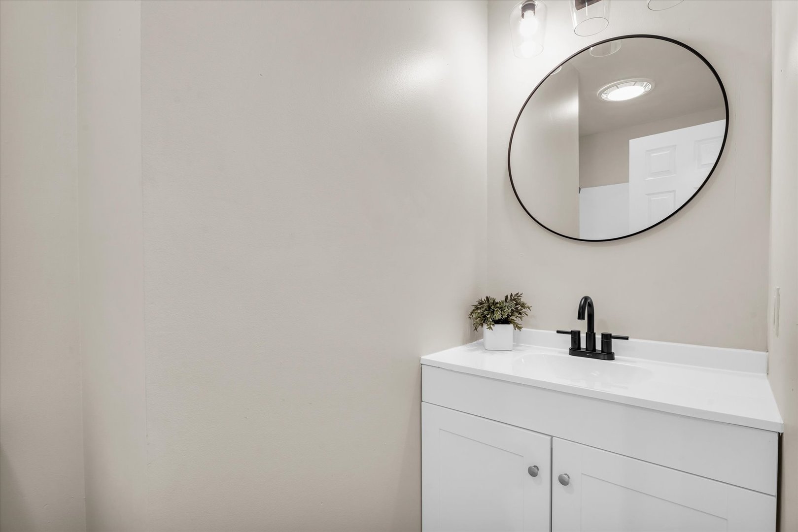 1910 Rugby Road Champaign, IL 61821 - Photo 21 of 37 Gallery Image 21