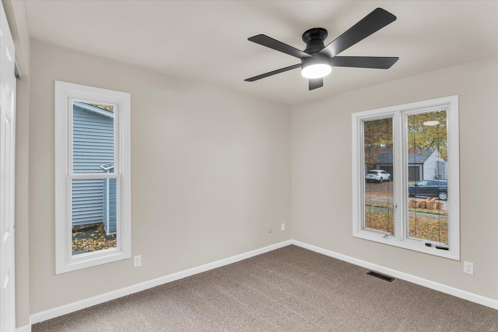 1910 Rugby Road Champaign, IL 61821 - Photo 26 of 37 Gallery Image 26