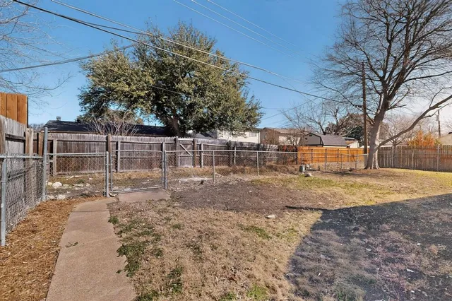 $2,275 | 4324 Oleander Trail, Mesquite, TX 75150