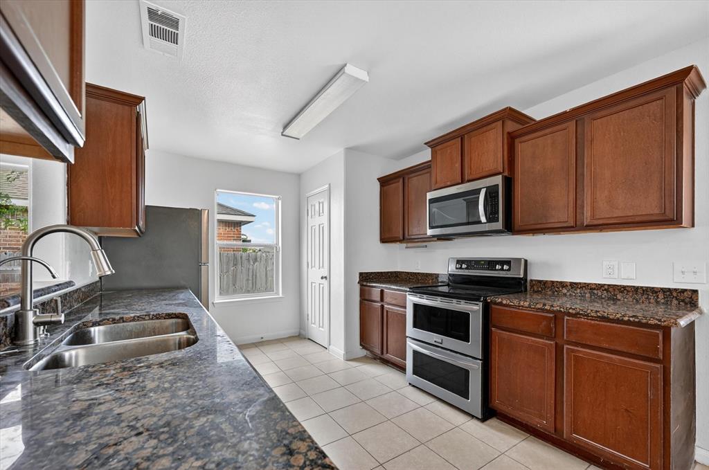 204 Lamont Road Anna, TX 75409 - Photo 15 of 29