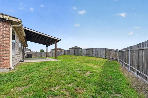$1,950 | 204 Lamont Road, Anna, TX 75409