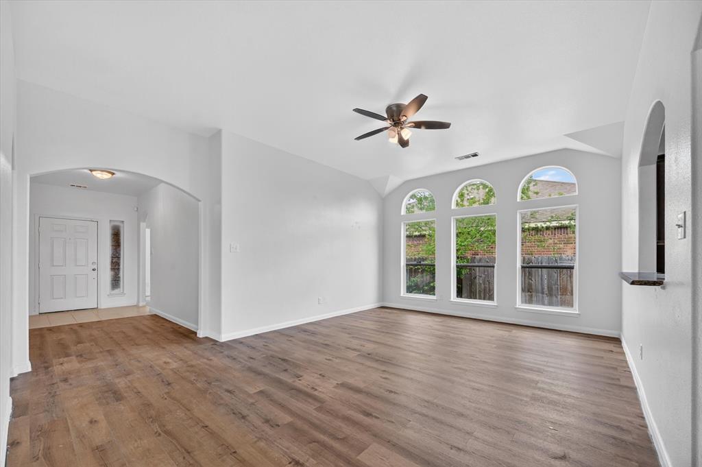 204 Lamont Road Anna, TX 75409 - Photo 8 of 29