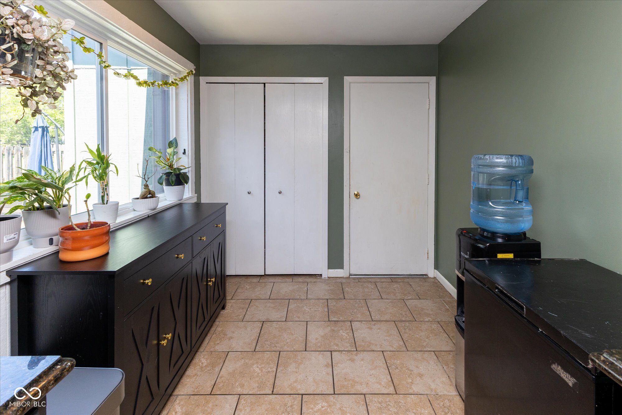 5077 Vantage Point Road, Unit 1 Avon, IN 46123 - Photo 17 of 21 Gallery Image 17