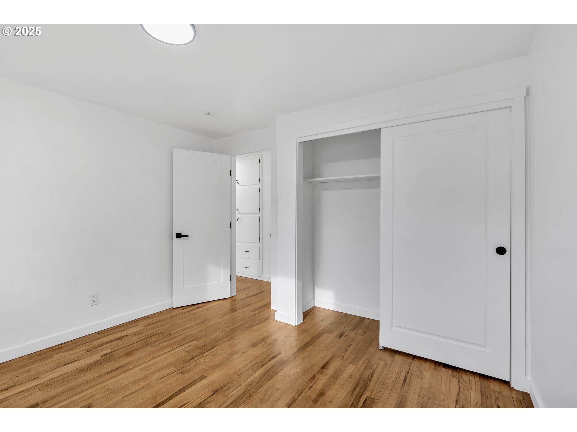 398 21st Street Northeast Salem, OR 97301 - Photo 17 of 34