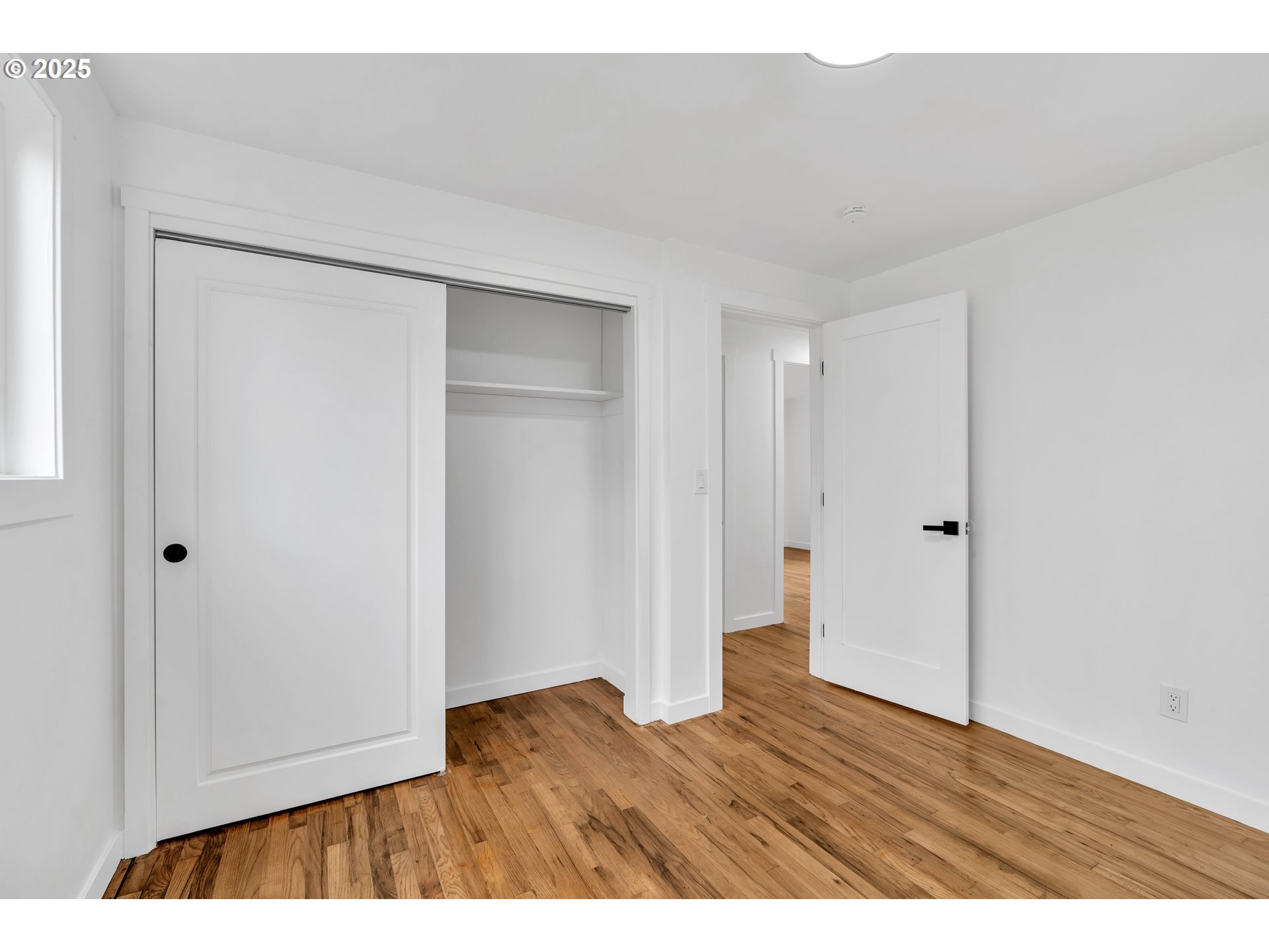 398 21st Street Northeast Salem, OR 97301 - Photo 19 of 34