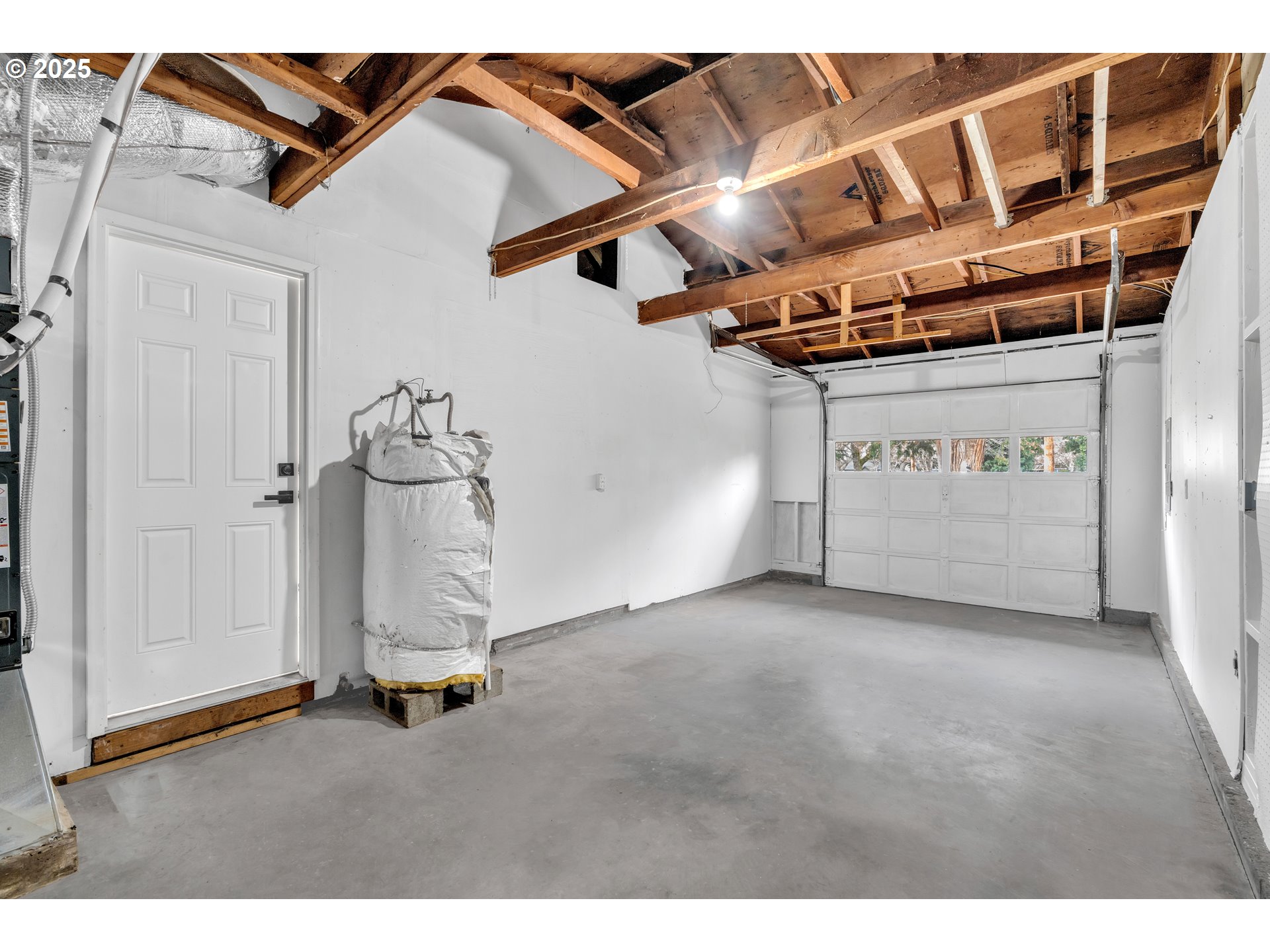 398 21st Street Northeast Salem, OR 97301 - Photo 20 of 34