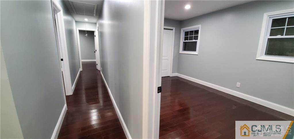 10 Huntington Road Edison, NJ 08820 - Photo 16 of 32 a view of a hallway with entryway