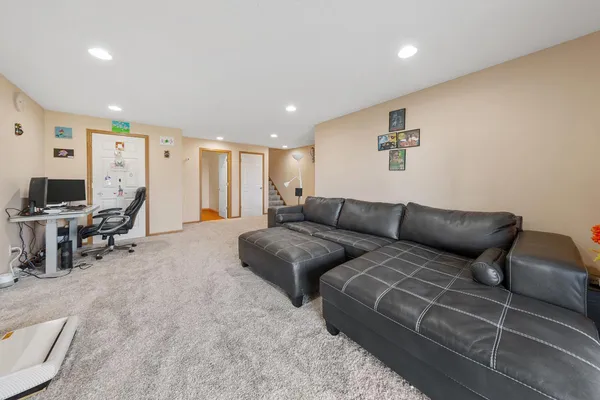 $2,695 | 5125 Holly Lane North, Unit 2103, Plymouth, MN 55446