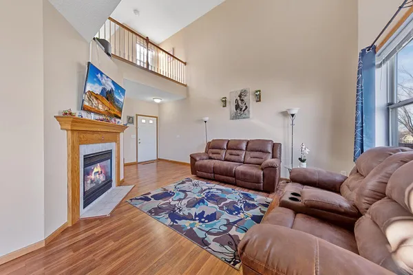 $2,695 | 5125 Holly Lane North, Unit 2103, Plymouth, MN 55446