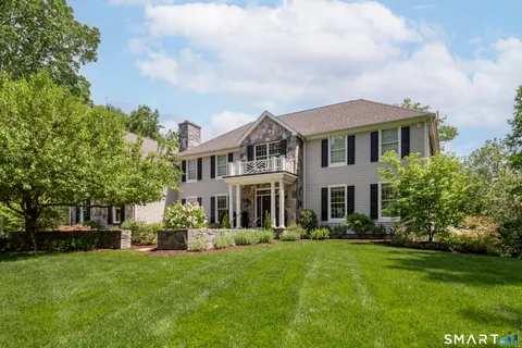 $1,600,000 | 73 Harpsichord Turnpike, Stamford, CT 06903