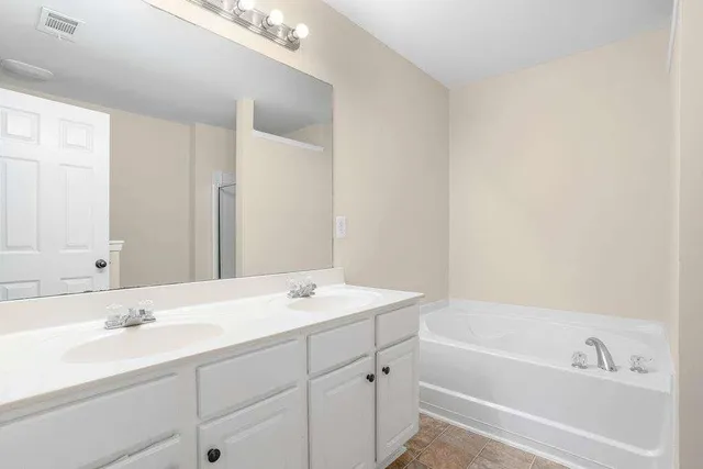 $1,950 | 2757 Keystone Avenue, Lithonia, GA 30058