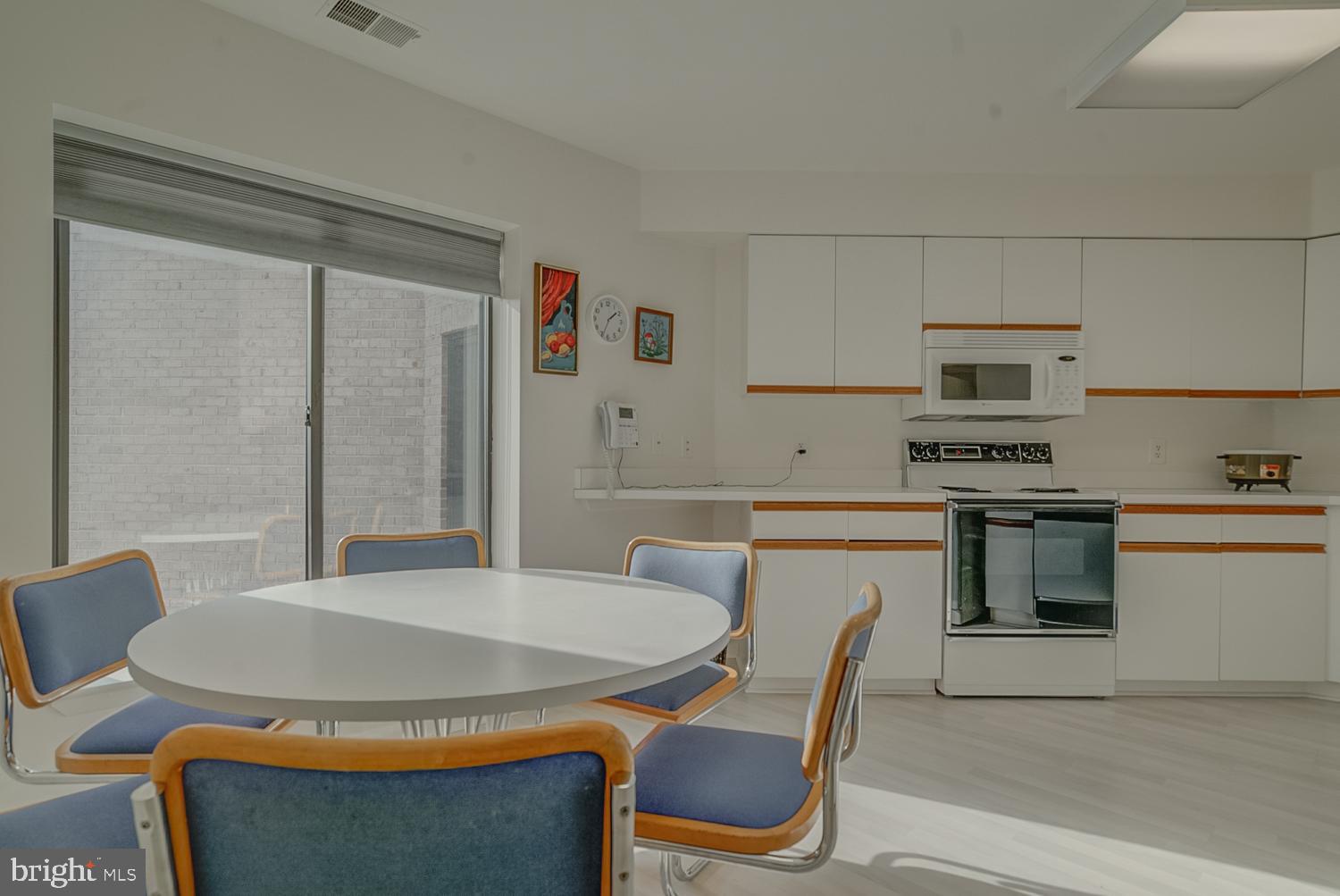 3031 Fallstaff Road, Unit 507C Baltimore, MD 21209 - Photo 6 of 34