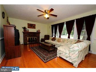 5 Millstone Road Princeton Junction, NJ 08550 - Photo 3 of 12 Living Room