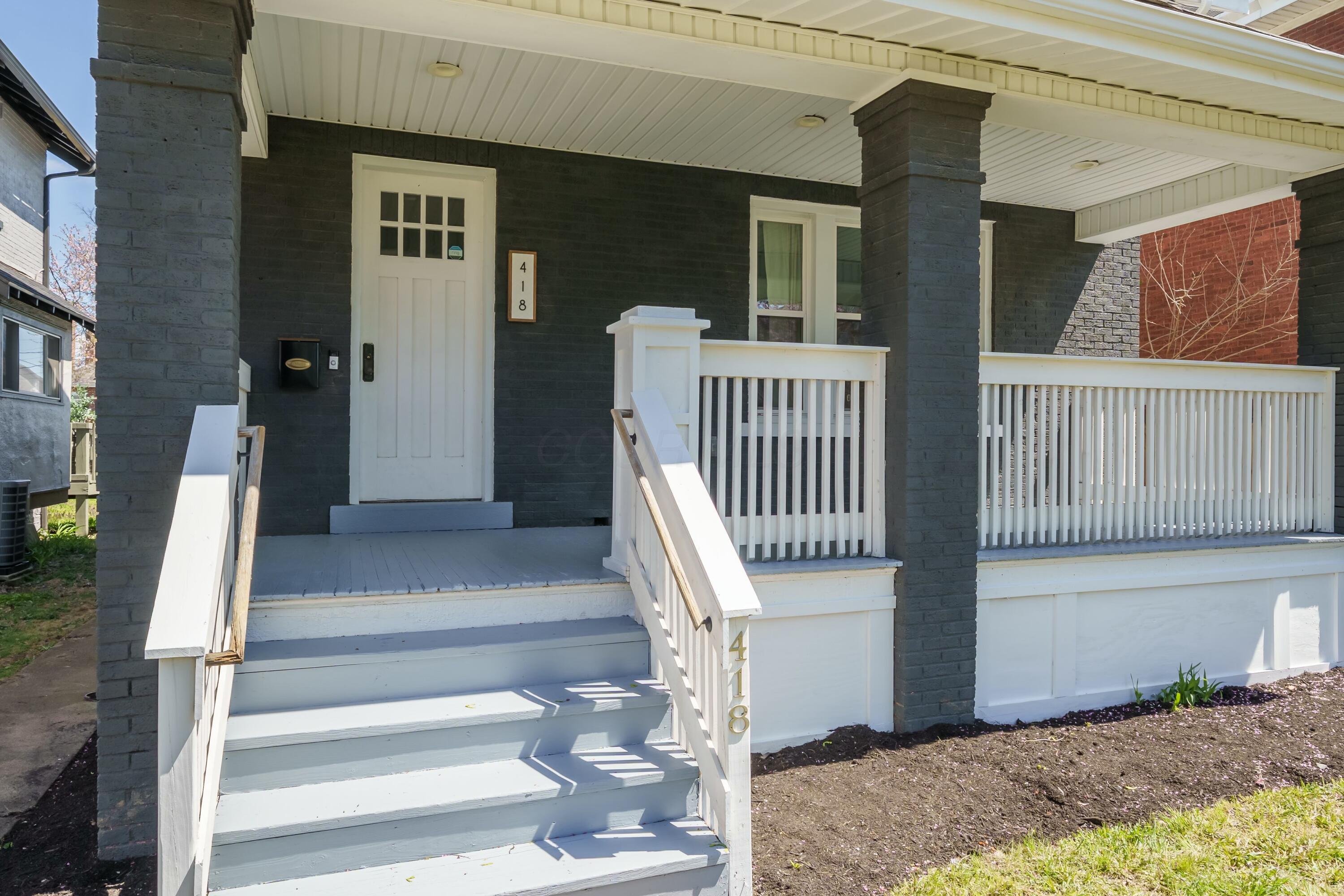 418 Berkeley Road Columbus, OH 43205 - Photo 3 of 37 Newly painted front porch