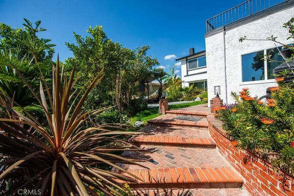 $1,350,000 | 2057 Woodglen Street, Simi Valley, CA 93065