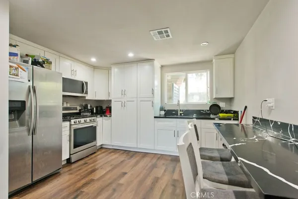 $1,350,000 | 2057 Woodglen Street, Simi Valley, CA 93065