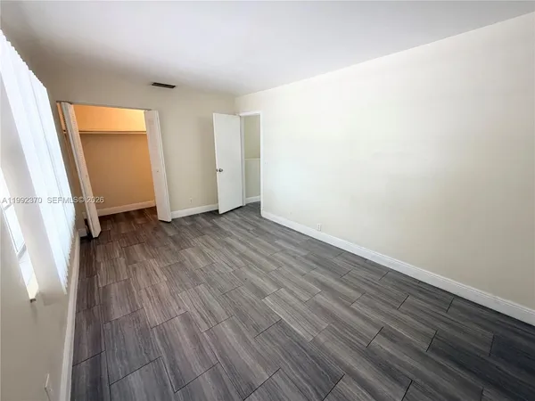 $2,000 | 7505 Kimberly Boulevard, Unit 125, North Lauderdale, FL 33068