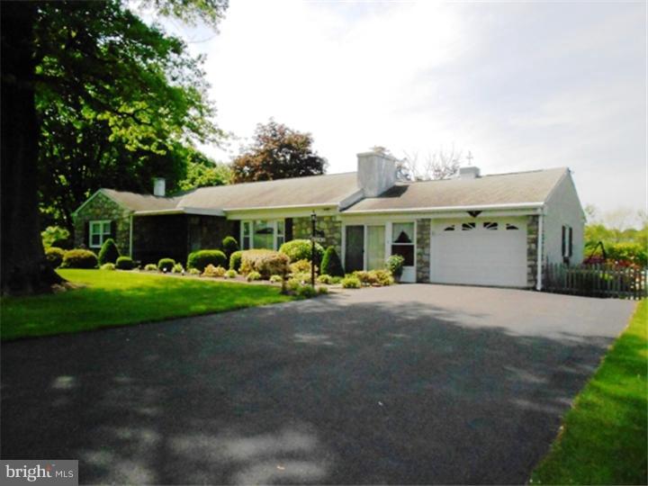 142 Anderson Road Pottstown, PA 19465 - Photo 1 of 24