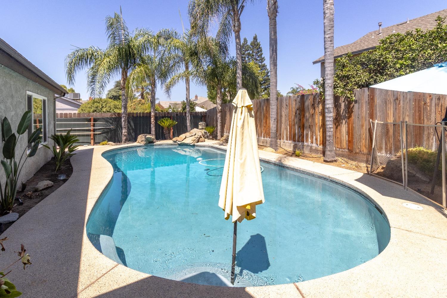 1955 Alamos Avenue Clovis, CA 93611 - Photo 24 of 28 a view of outdoor space with swimming pool