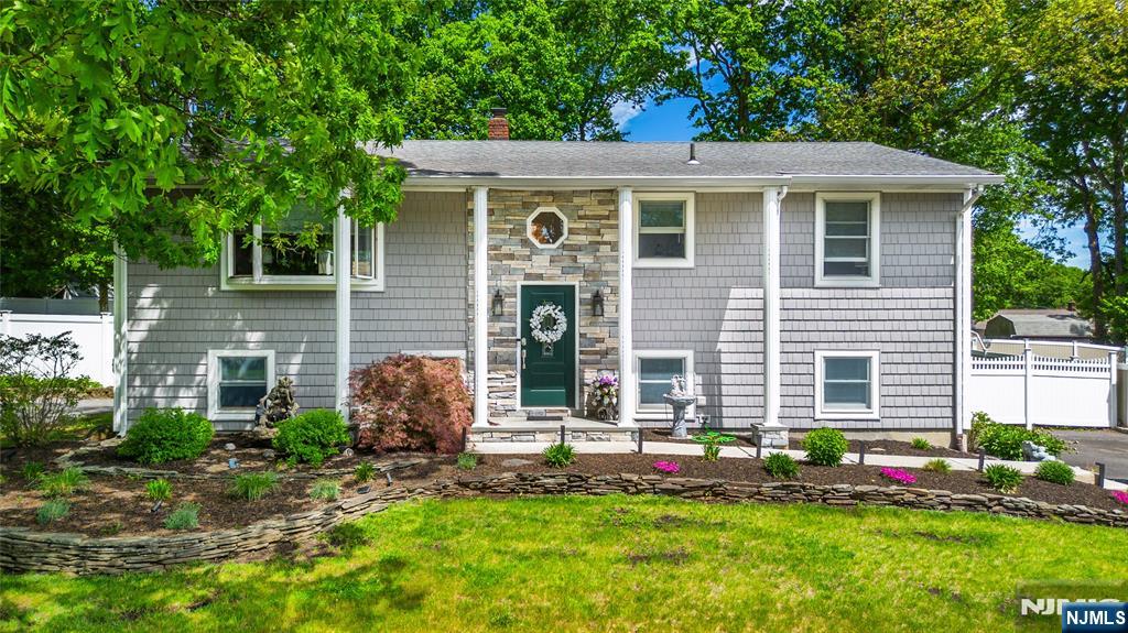 42 Summit Road Oak Ridge, NJ 07438 - Photo 22 of 39