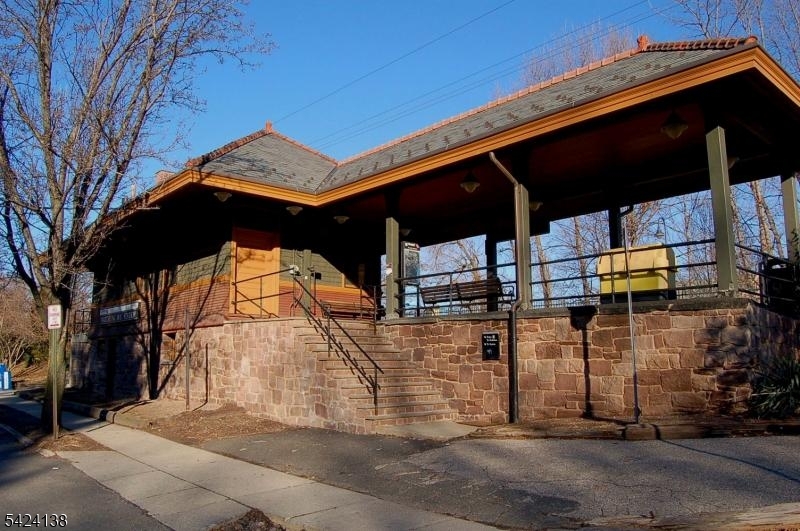 160 Chestnut Street, Unit 2 Montclair, NJ 07042 - Photo 7 of 20 a view of house with a outdoor space