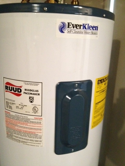 52 Arch Mill Road Fincastle, VA 24090 - Photo 39 of 42 Hotwater Heater Image