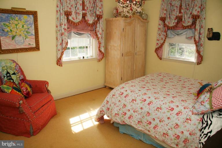 5704 Greenleaf Road Baltimore, MD 21210 - Photo 16 of 23 Bedroom #2