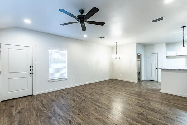 $1,575 | 5527 121st Street, Unit A, Lubbock, TX 79424