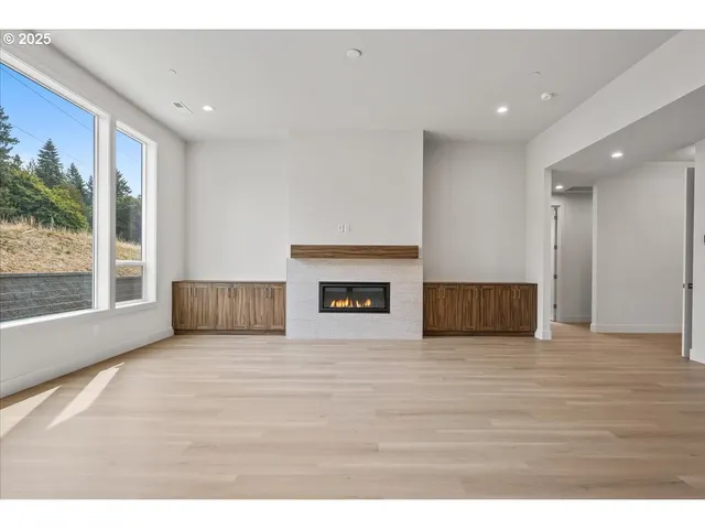 $874,900 | 16807 Northeast 38th Avenue, Vancouver, WA 98686