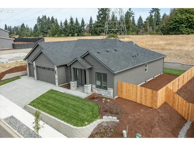 $874,900 | 16807 Northeast 38th Avenue, Vancouver, WA 98686