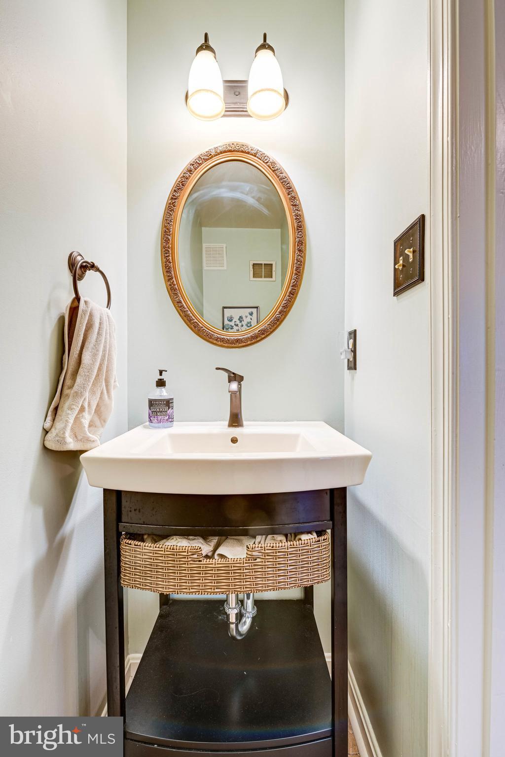 7712 Lear Road McLean, VA 22102 - Photo 20 of 50 Gallery Image 20