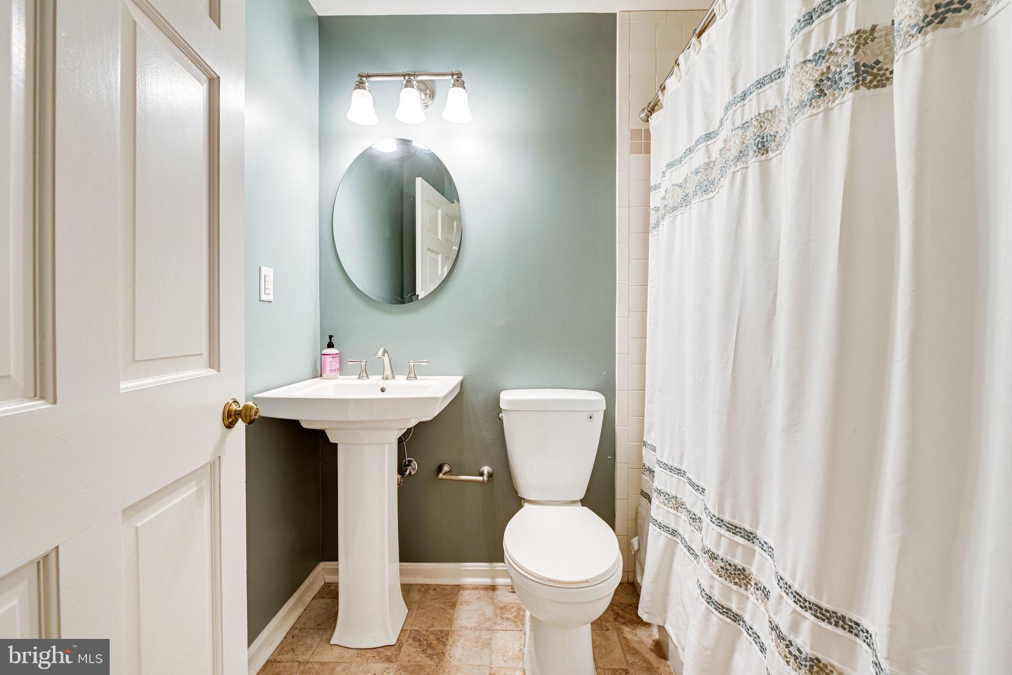 7712 Lear Road McLean, VA 22102 - Photo 43 of 50 Gallery Image 43