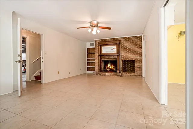 $657,500 | 218 Fairway Drive, Shelby, NC 28150