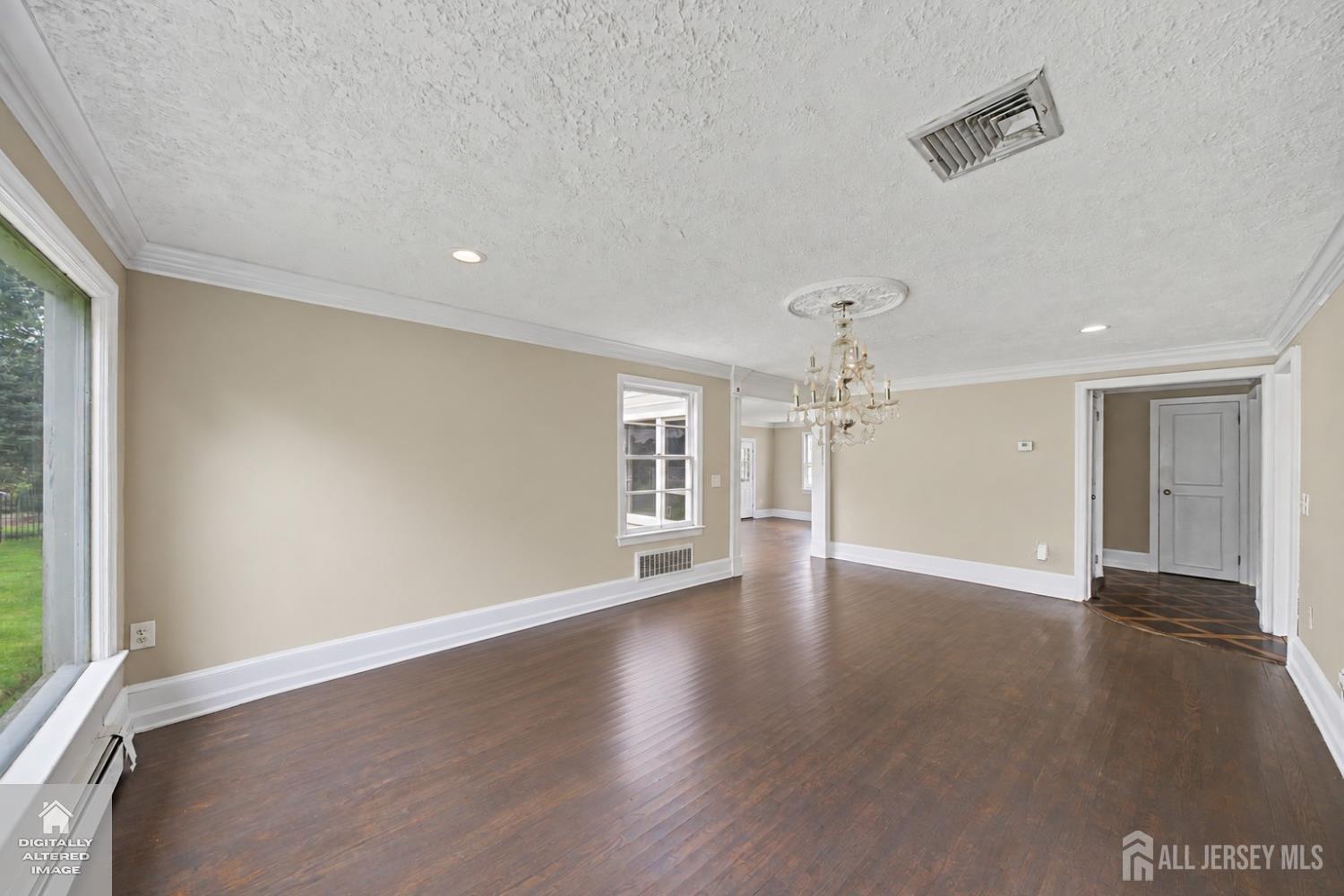 396 New Dover Road Colonia, NJ 07067 - Photo 9 of 52 Gallery Image 9