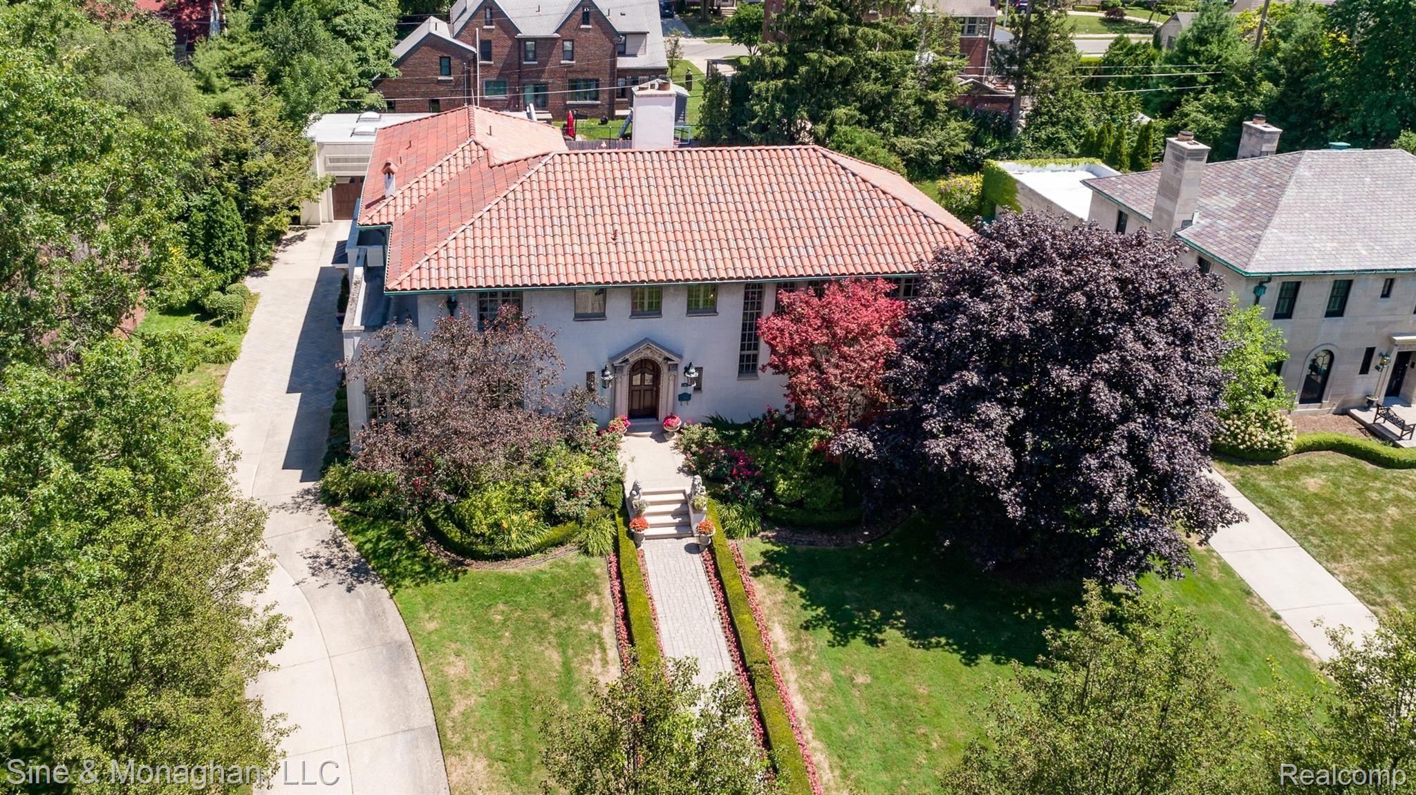 1040 Devonshire Road Grosse Pointe, MI 48230 - Photo 89 of 95 DJI_0005.jpg