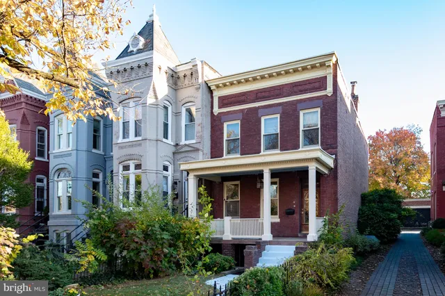 $1,600,000 | 649 South Carolina Avenue Southeast, Washington, DC 20003