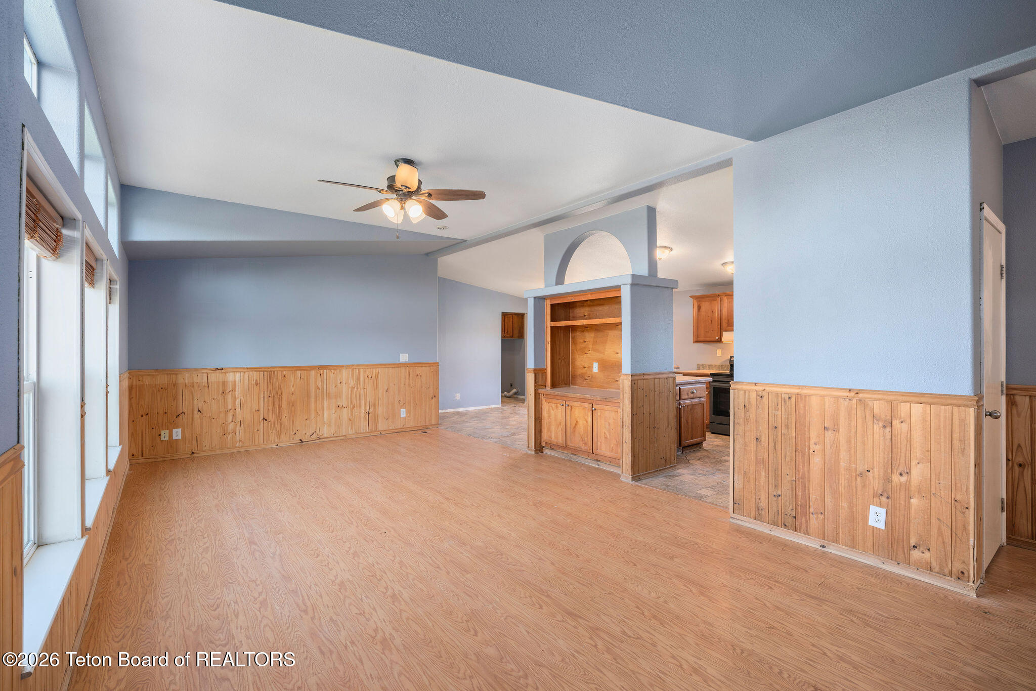 14 13th Street Marbleton, WY 83113 - Photo 2 of 23 Entry | Living Area