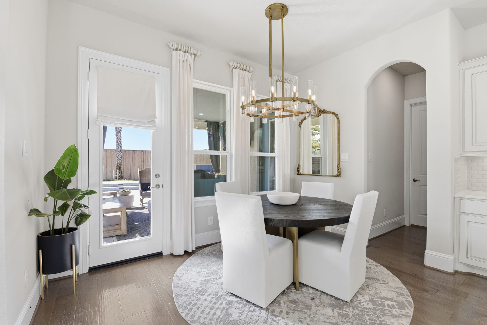 5811 Stratton Woods Dr Spring Spring, TX 77389 - Photo 20 of 38 a dining room with furniture and window