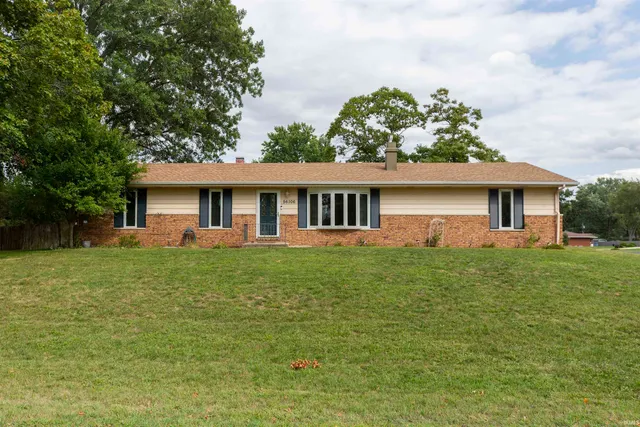 $255,000 | 56106 Wynnewood Drive, Osceola, IN 46561