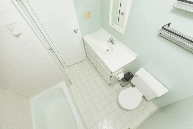 $255,000 | 56106 Wynnewood Drive, Osceola, IN 46561