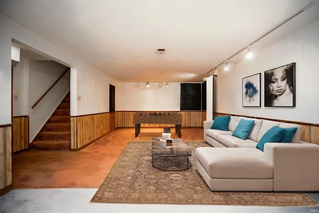 $255,000 | 56106 Wynnewood Drive, Osceola, IN 46561