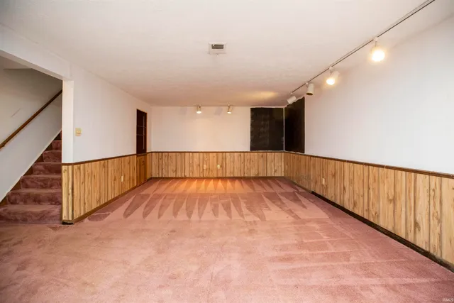 $255,000 | 56106 Wynnewood Drive, Osceola, IN 46561