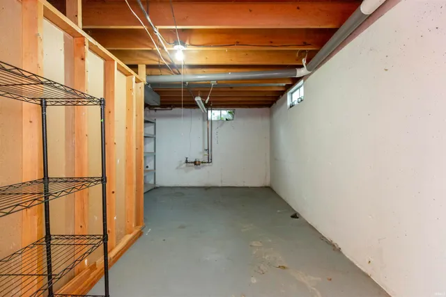 $255,000 | 56106 Wynnewood Drive, Osceola, IN 46561