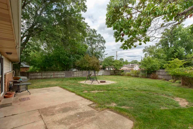 $255,000 | 56106 Wynnewood Drive, Osceola, IN 46561