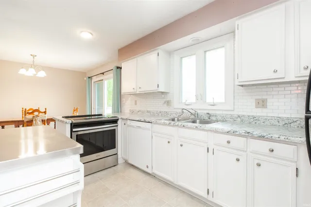 $255,000 | 56106 Wynnewood Drive, Osceola, IN 46561