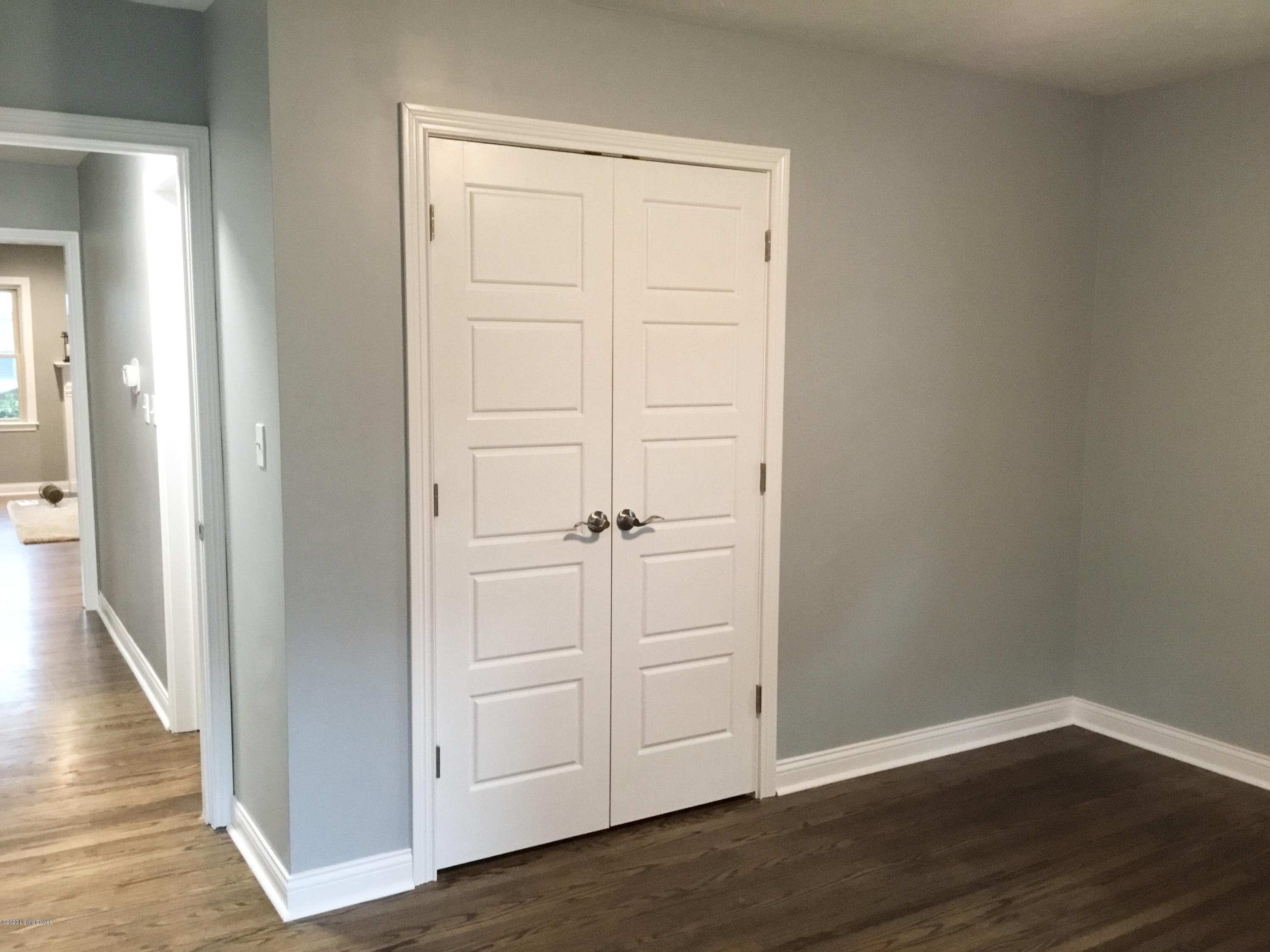 213 Brunswick Road Louisville, KY 40207 - Photo 18 of 30 C1A4DDFF-3B5B-4E8D-A6BC-904E39C1ADD6