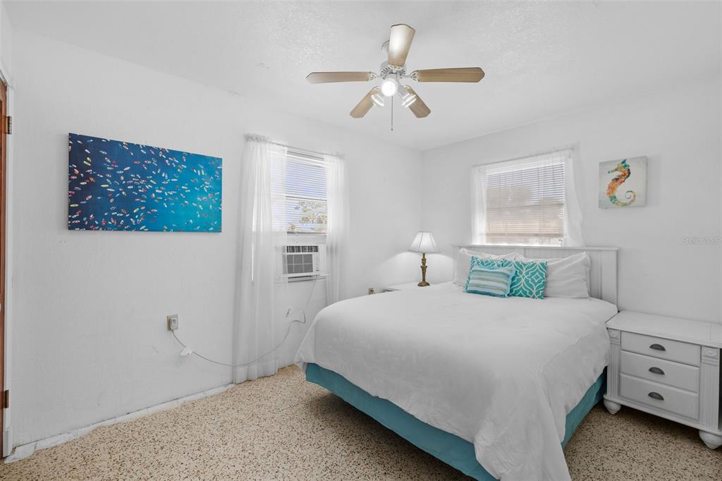 784 South McCall Road Englewood, FL 34223 - Photo 13 of 92