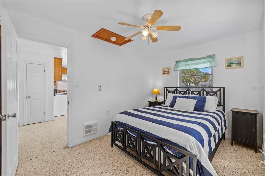 784 South McCall Road Englewood, FL 34223 - Photo 24 of 92