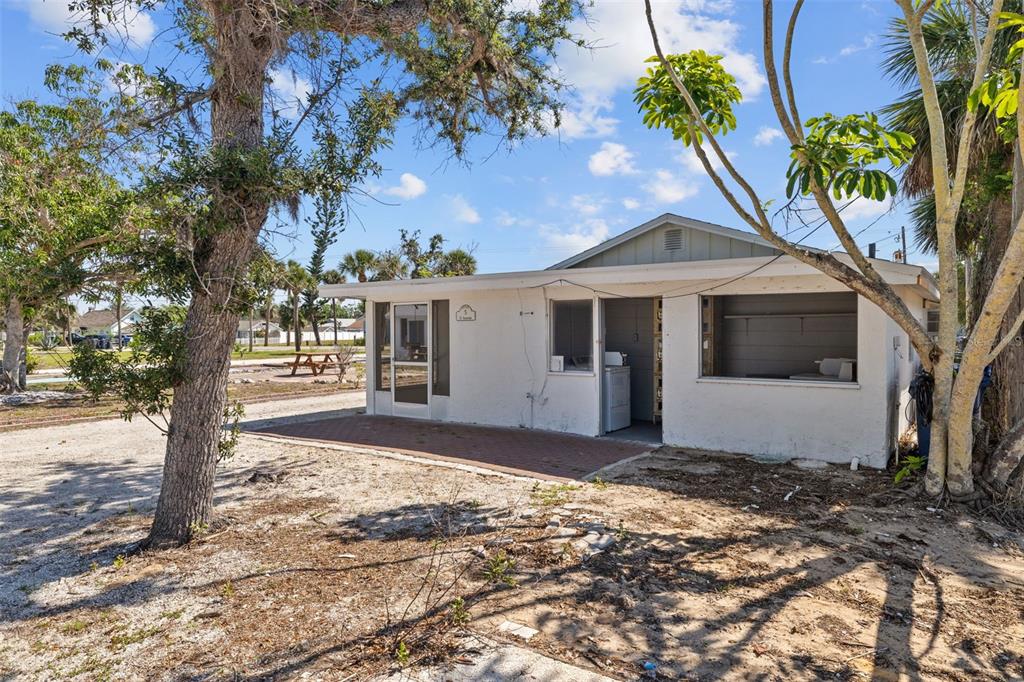 784 South McCall Road Englewood, FL 34223 - Photo 30 of 92