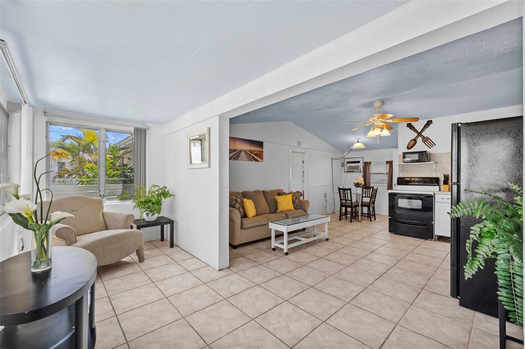 784 South McCall Road Englewood, FL 34223 - Photo 33 of 92